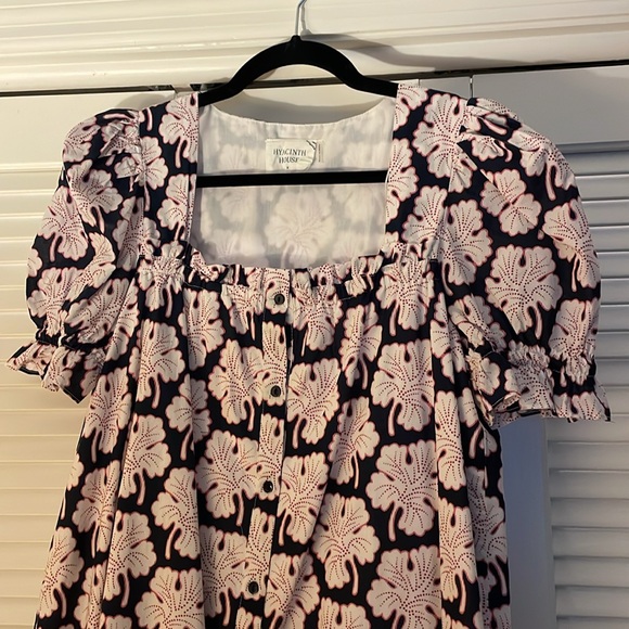 Tuckernuck - Small Hyacinth House button front dress - Picture 2 of 4